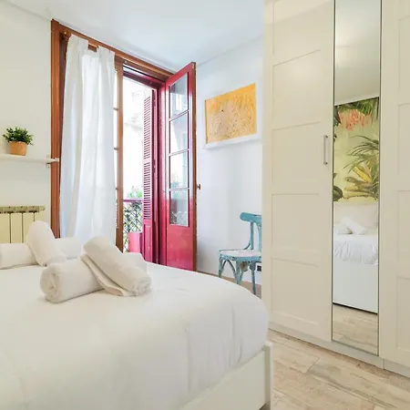 Kapelagile Kalea-calle Sombrereria Apartment *